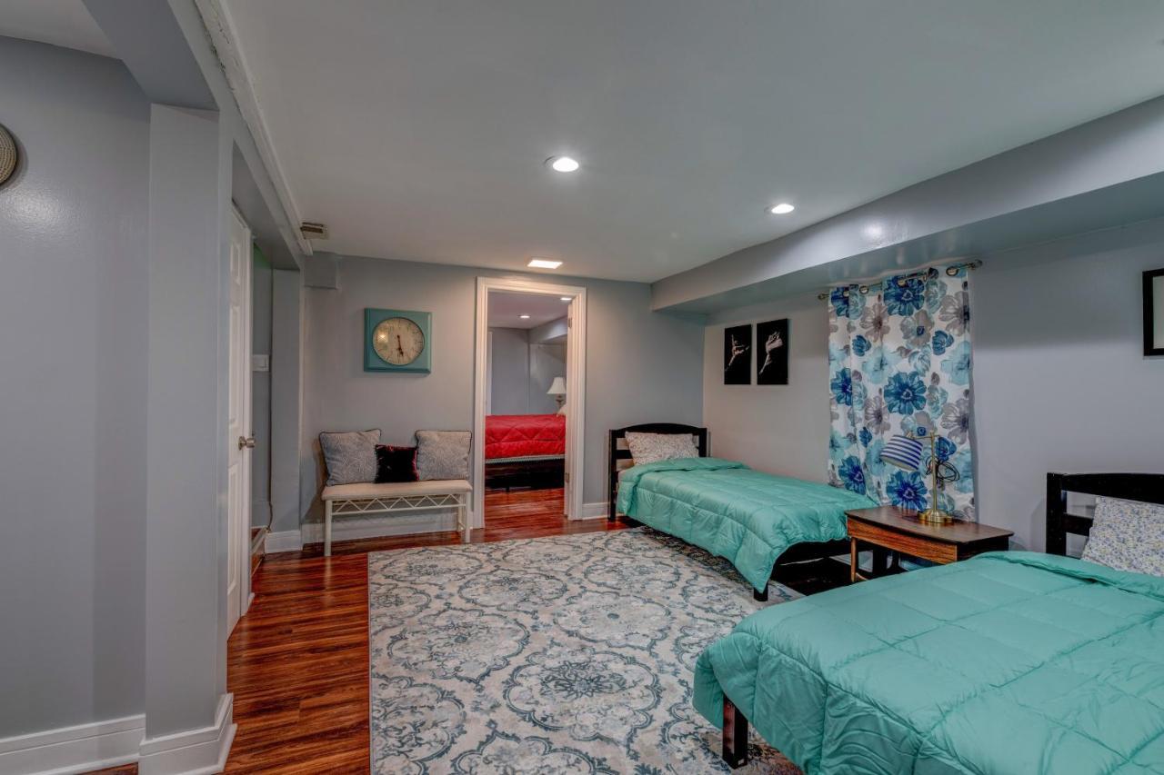 Spacious 5-Br House Near Transit W Parking Chicago Bagian luar foto