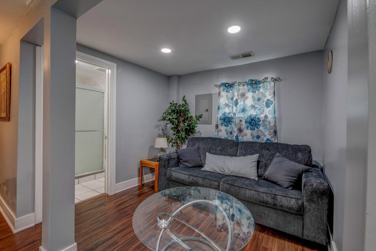Spacious 5-Br House Near Transit W Parking Chicago Bagian luar foto